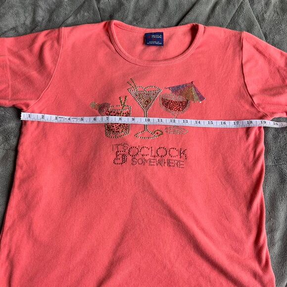 Vintage Y2K “it’s 5 o’clock somewhere” rhinestone bedazzled cotton tshirt medium - Picture 6 of 8